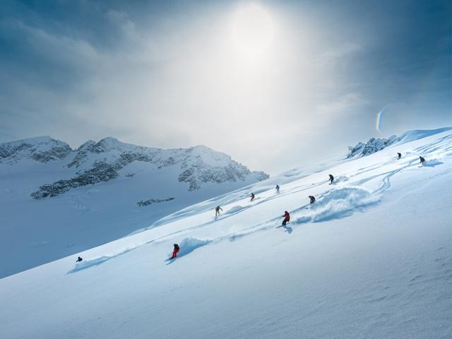 Image for Phantom Heli Skiing
